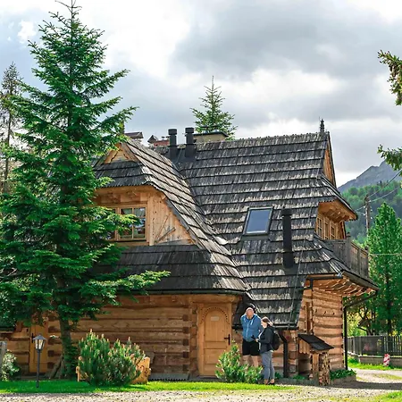 Wooden Tatra House Holiday park *